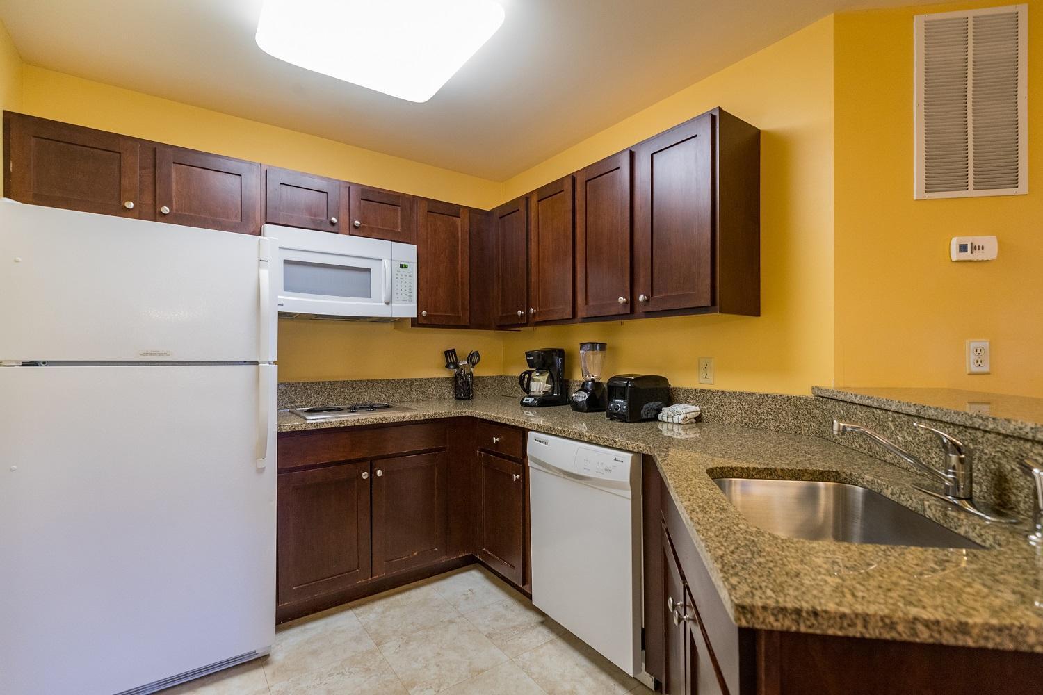Vacation Village In The Berkshires Hancock Habitación foto A typical kitchen in a Residence Inn